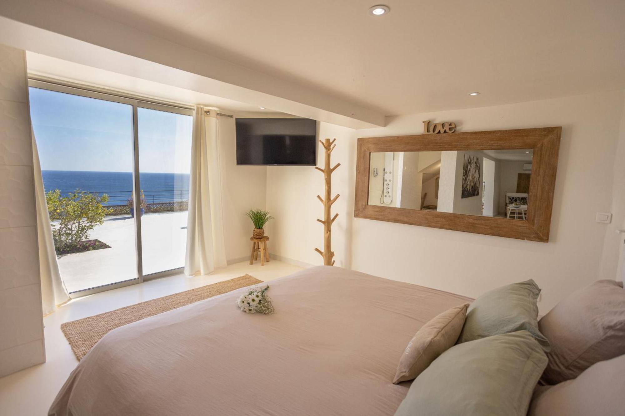 Les Suites Love 3 Spa Vue Mer Piscine Marseille Eksteriør billede